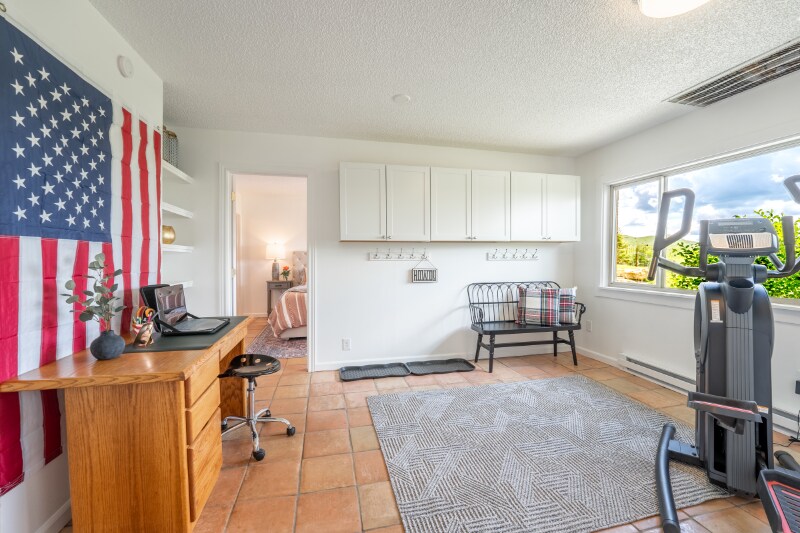 Building Photo - 1602 Indian Creek Frontage Rd