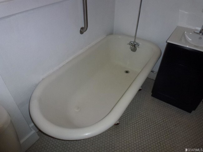 Building Photo - 1086 Post St