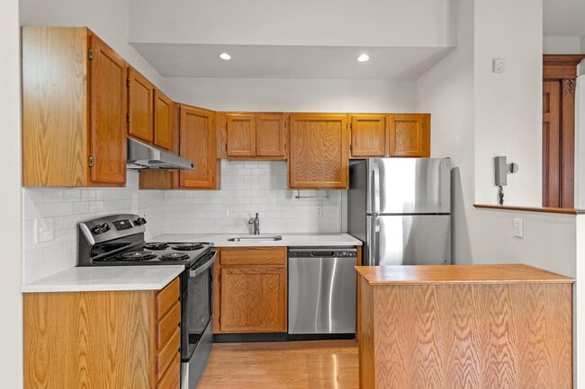 Building Photo - 734 Garrard St