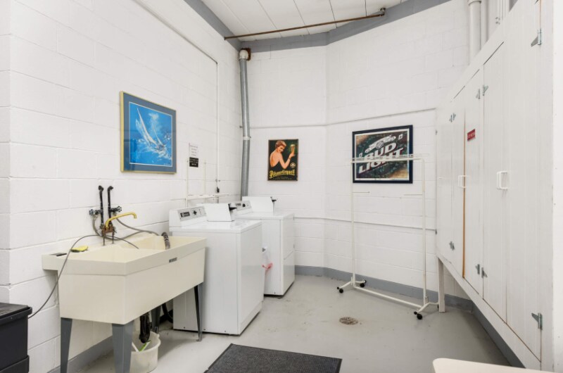 Building Photo - 3212 Fremont Ave S