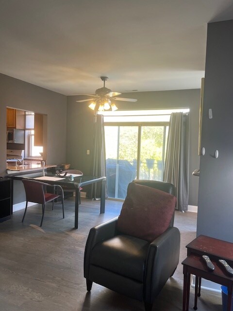 Building Photo - 757 W Eastman St