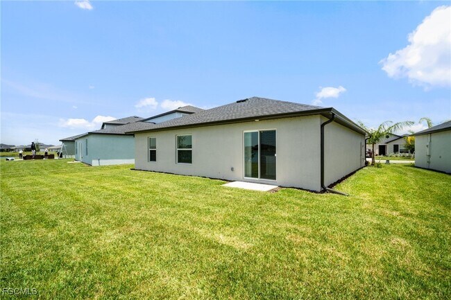 Building Photo - 17633 Paradiso Wy
