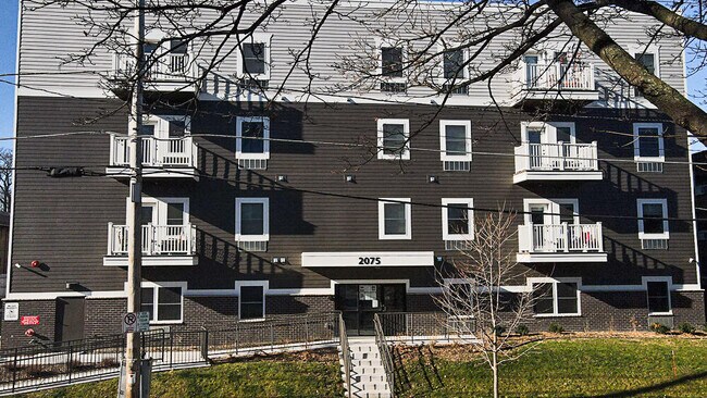 Building Photo - 2075 N Cambridge Ave