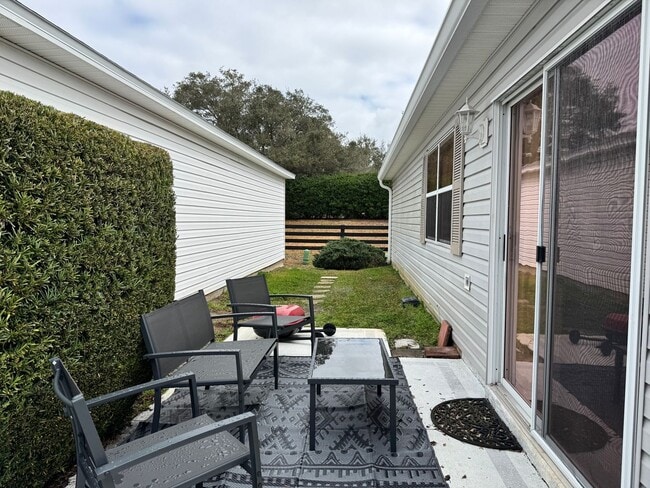 Building Photo - Rental in The Villages