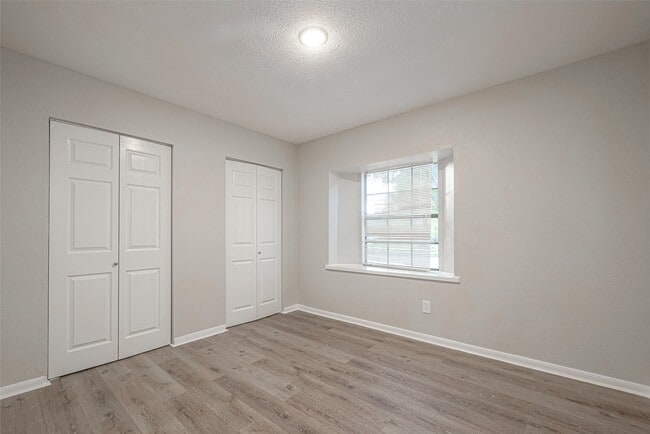 Building Photo - 15638 Schumann Ln