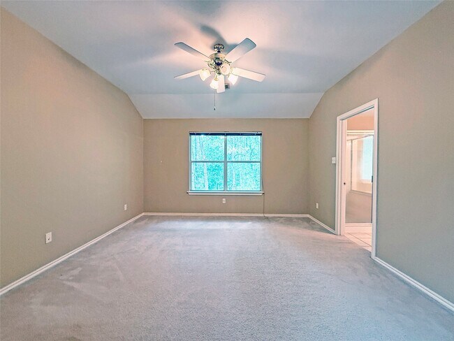 Building Photo - 63 Ledgestone Pl