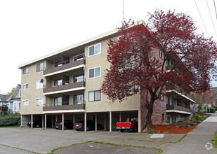 Building Photo - Harbortown Apartments