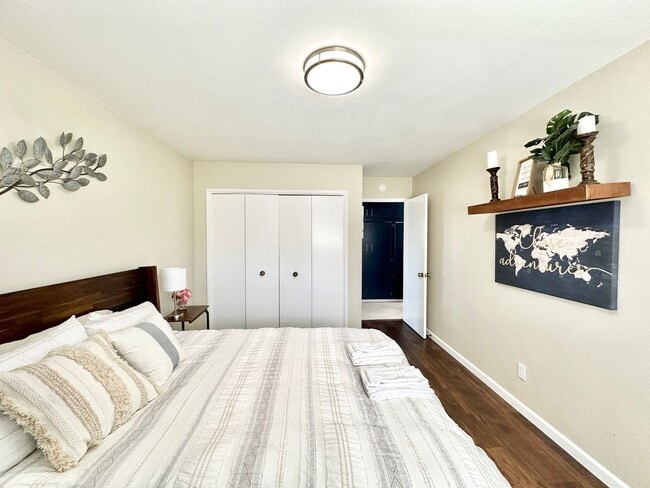 Building Photo - Beautiful, Shorter-Term, Fully Furnished Upstairs Guest Home, on Secluded Hilltop Property with M...