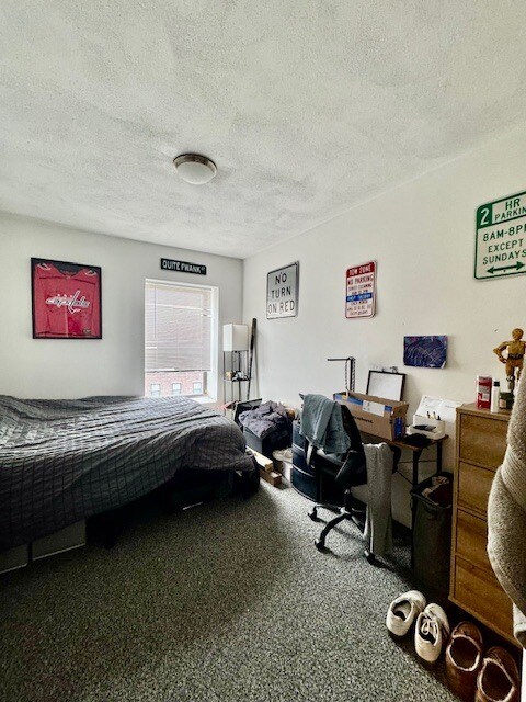 Building Photo - 606 Columbus Ave