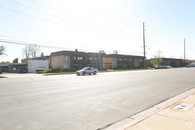 Building Photo - Garden Grove Manor