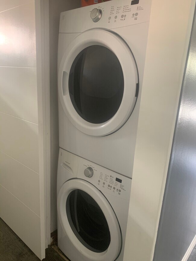 Building Photo - 1314 16th St