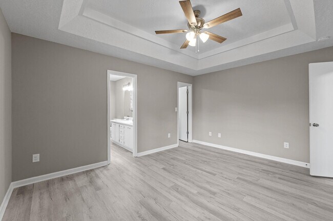 Building Photo - 1856 S Barton Dr