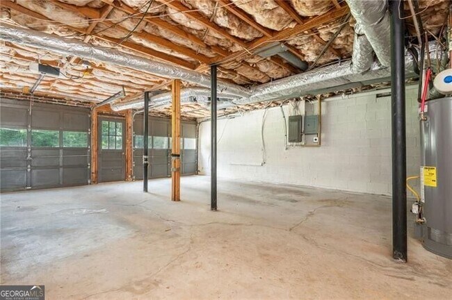 Building Photo - 5599 Bend Creek Rd