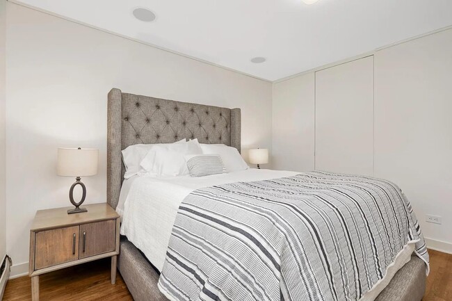 Building Photo - 2928 Dean Pkwy