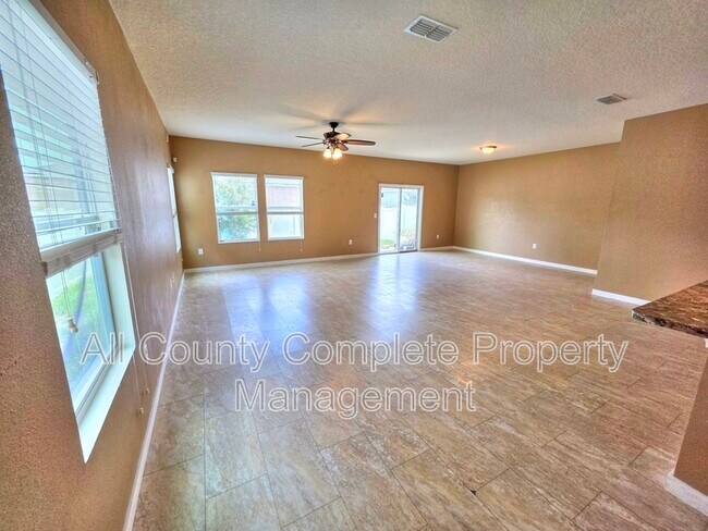 Building Photo - 8595 Dylan Michael Dr