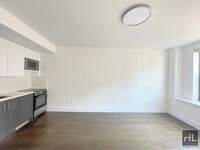 Building Photo - RENT STABILIZED Studio -Sunny - WEST END A...