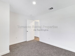 Building Photo - 2326 Cincinnati Ave