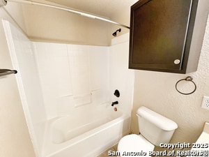 Building Photo - 602 Creekside Cir