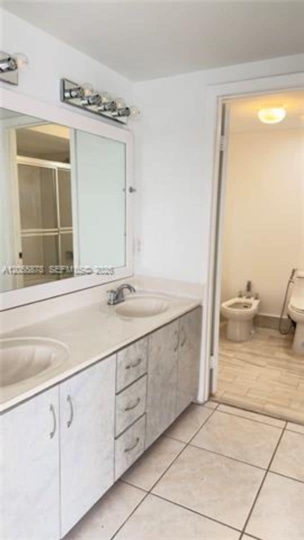 Building Photo - 456 Poinciana Island Dr