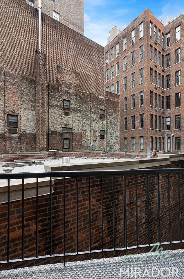 Building Photo - 0 bedroom in New York NY 10003