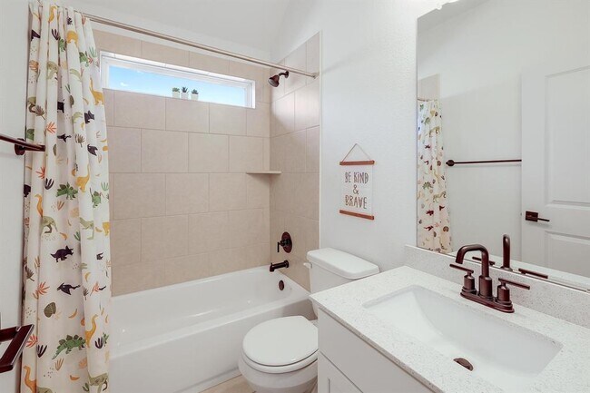 Building Photo - 1113 Wolf Hollow Dr