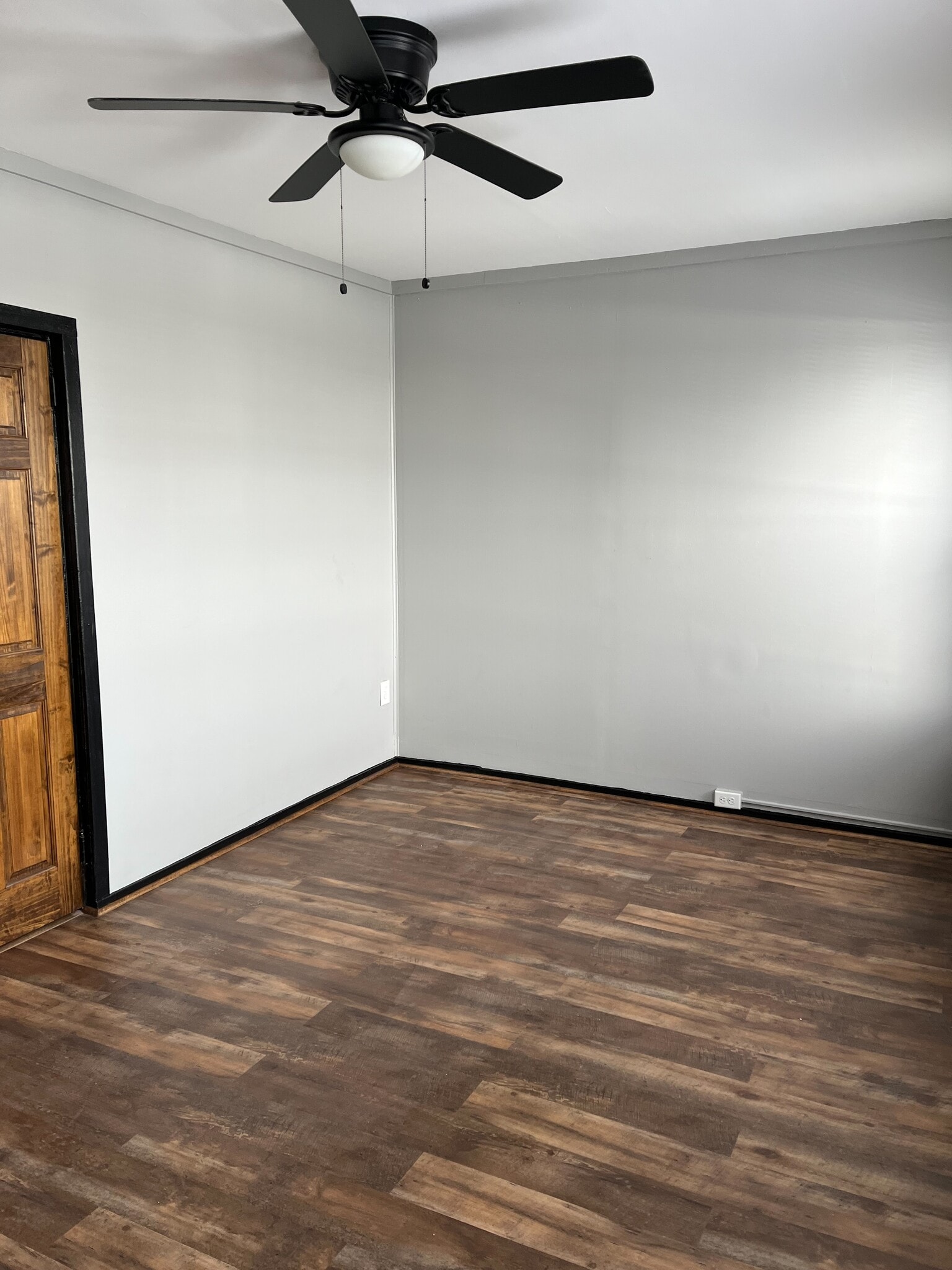 bedroom 1 - 638 4th St