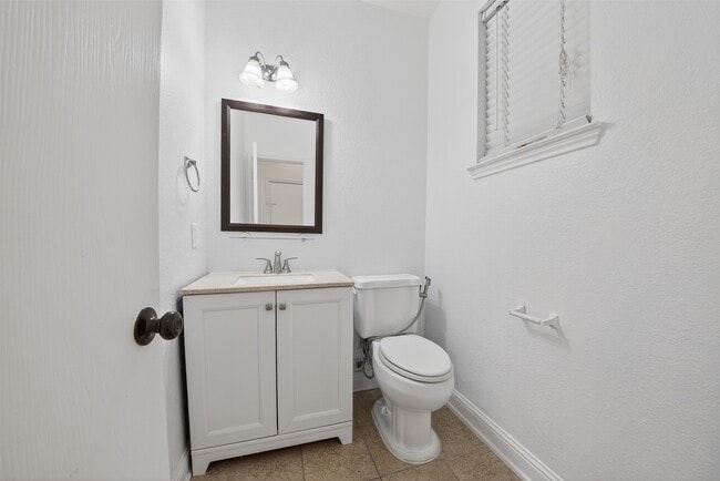 Building Photo - 13150 Lawsons Creek Ln