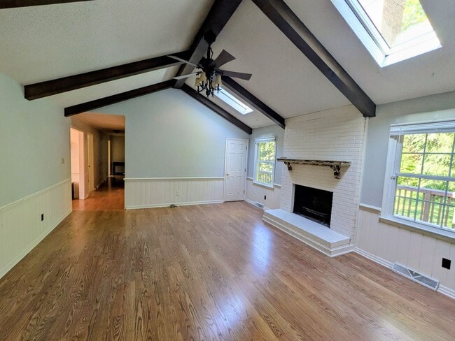 Building Photo - 6913 Crandall Ct