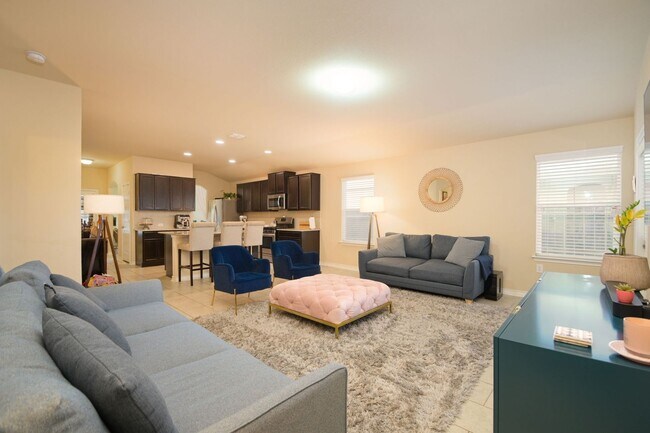 Building Photo - 11806 Plover Pl