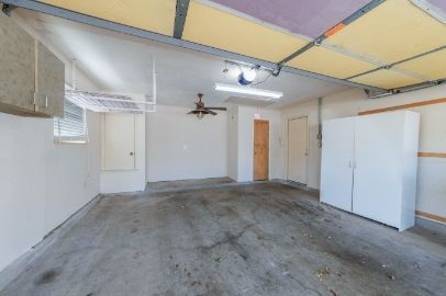 Building Photo - 1202 Sundrop Pl