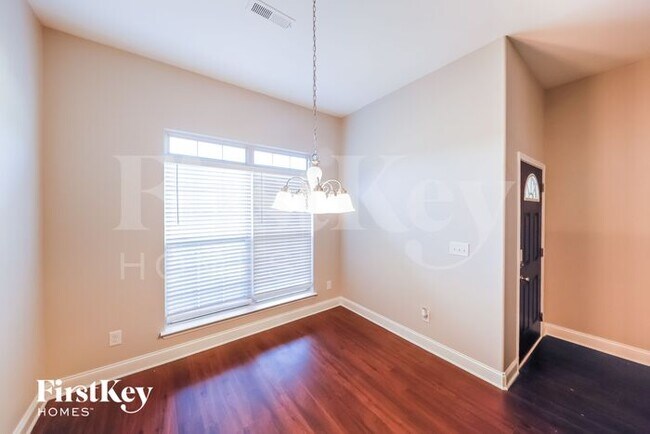 Building Photo - 145 Hillcrest Dr