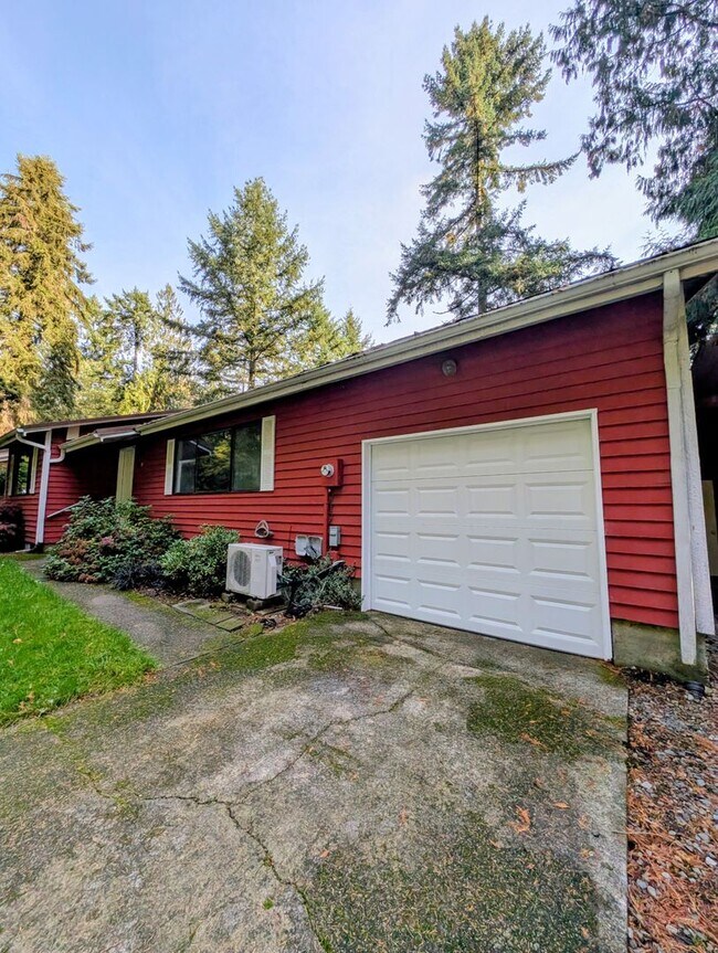 Building Photo - Corner Lot Triplex Unit in Gig Harbor, Ava...