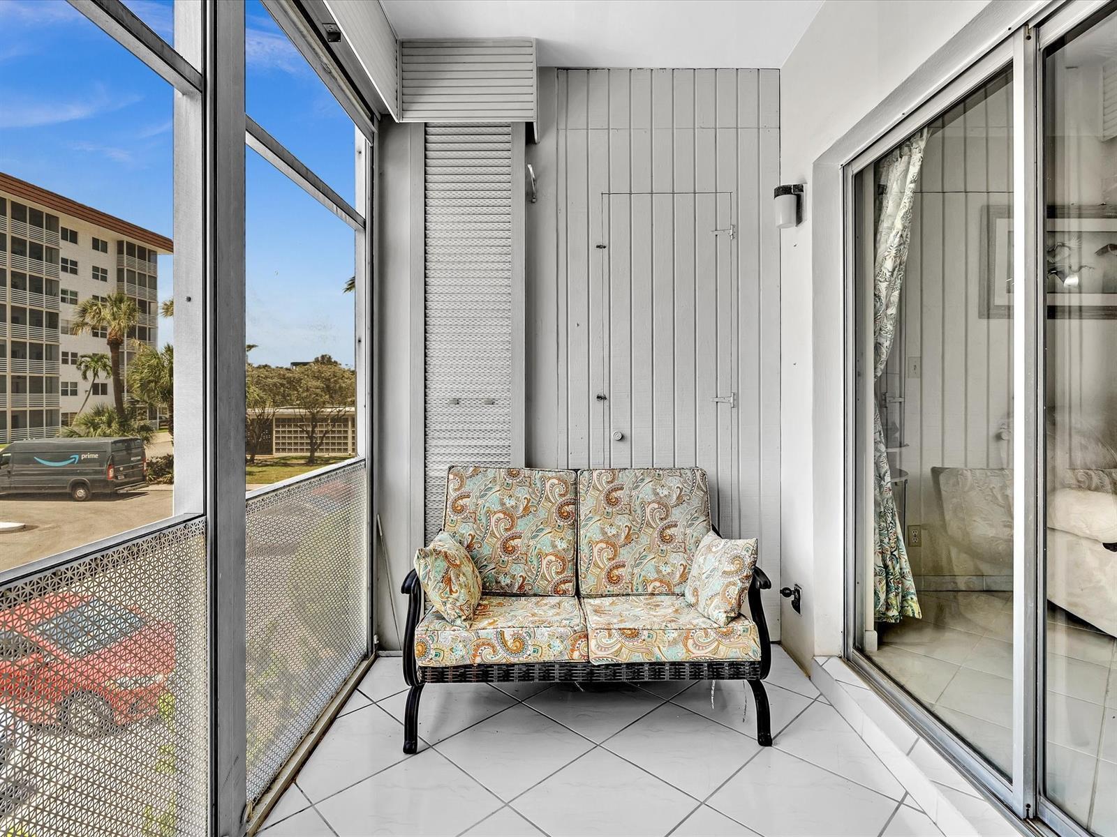 Building Photo - 3020 NE 16th Ave