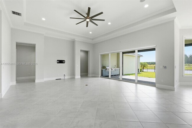 Building Photo - 4662 Estates Cir