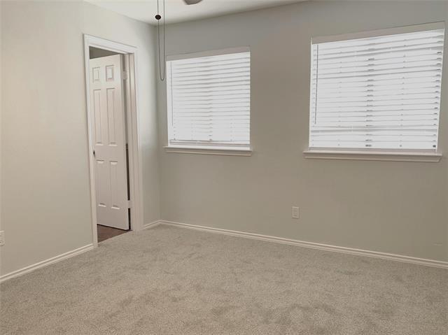 Building Photo - 9601 Forest Ln