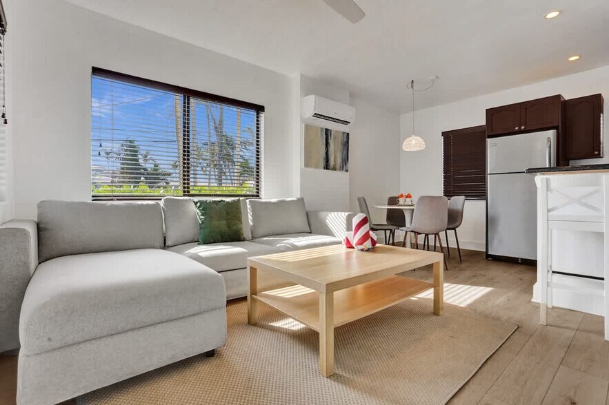 Building Photo - 333 Walnut St