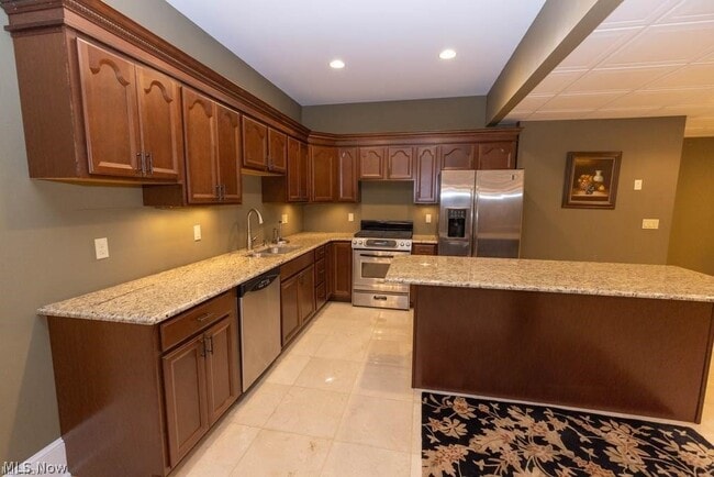 Building Photo - 3600 Oxford Cir