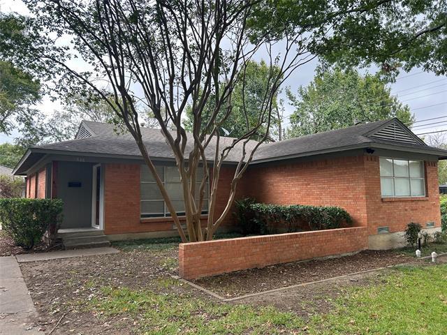 Primary Photo - 888 Berkinshire Dr