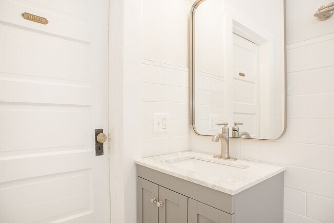 Building Photo - Coming Soon! Charming corner lot home for ...