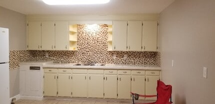 Building Photo - 303A Culbreth Ave