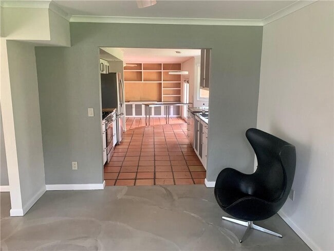 Building Photo - 4003 Tablerock Dr