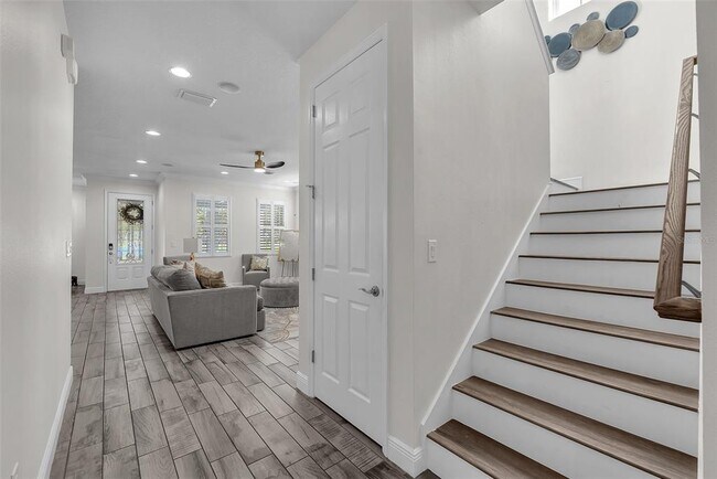 Building Photo - 322 Winterside Dr