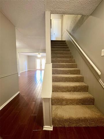 Building Photo - 15826 El Estado Dr