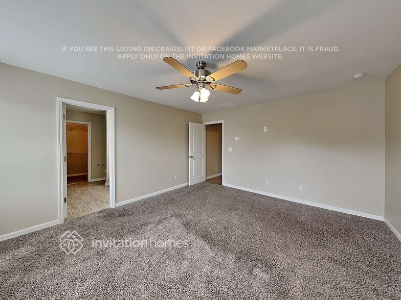 Building Photo - 3530 Mica Cir SE