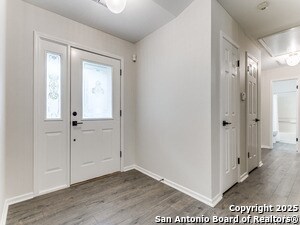 Building Photo - 101 Saddle Club Cir