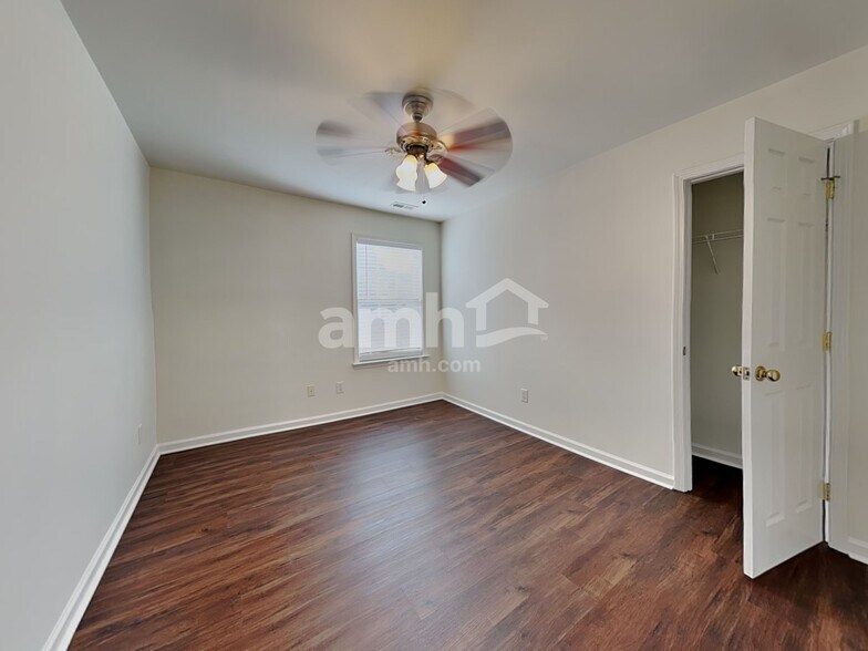 Building Photo - 5716 Keowee Way
