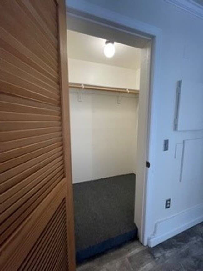 Building Photo - 1220 Morro Ave