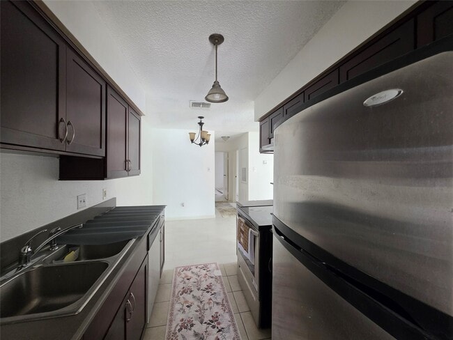 Building Photo - 5613 Cripple Brook Ct