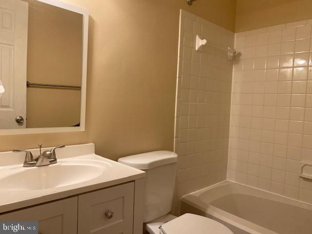 Building Photo - 11556 Summer Oak Dr