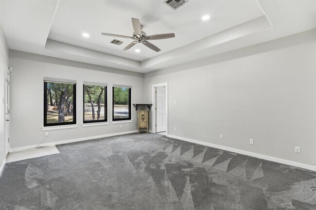 Building Photo - 501 Lone Star Dr